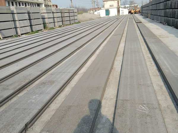 輕質牆(qiang)闆(ban)